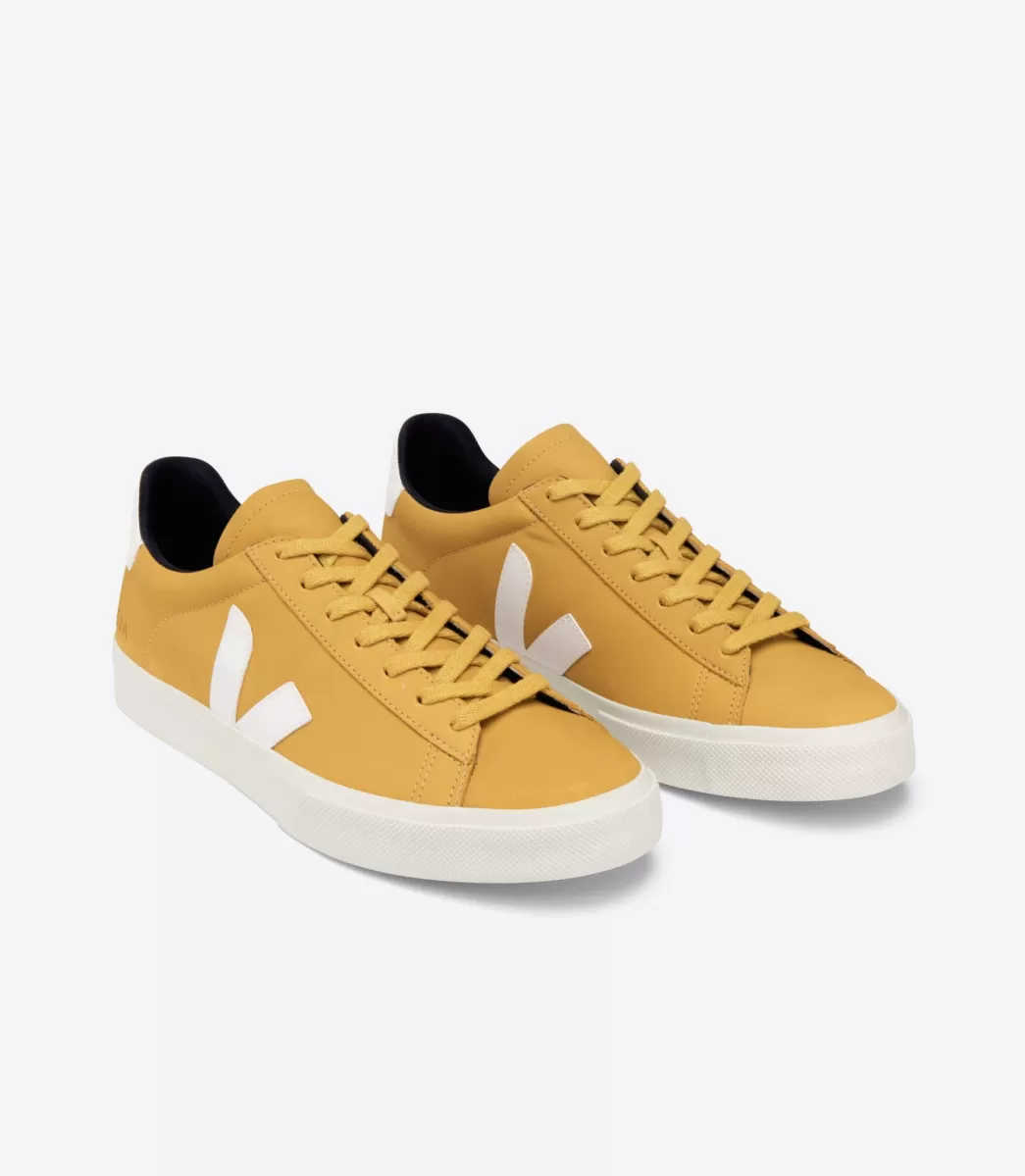 VEJA Adultes<CAMPO NUBUCK MOUTARDE WHITE