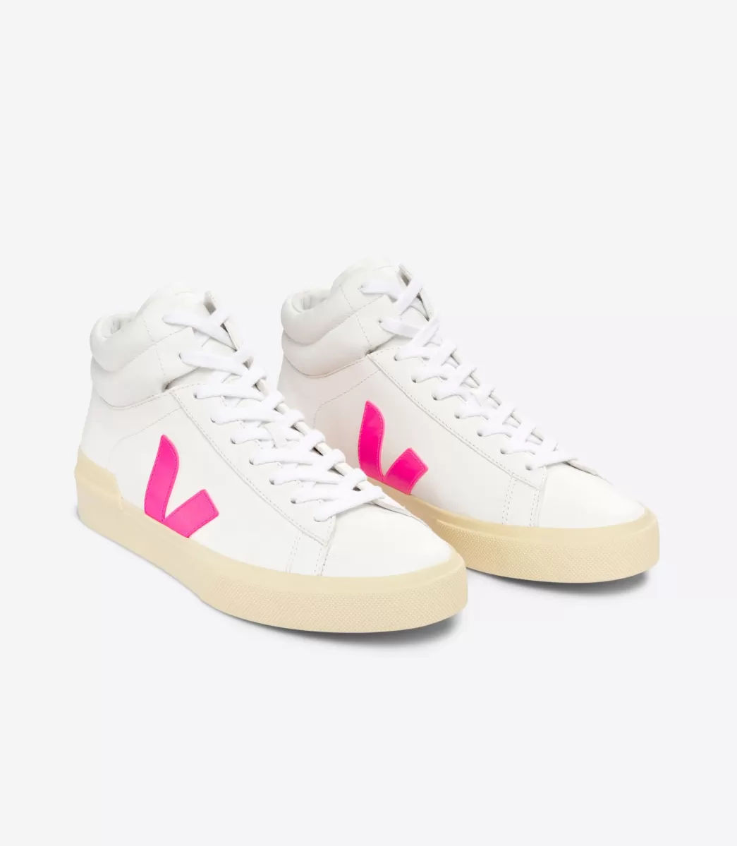 VEJA Adultes<MINOTAUR LEATHER WHITE SARI BUTTER