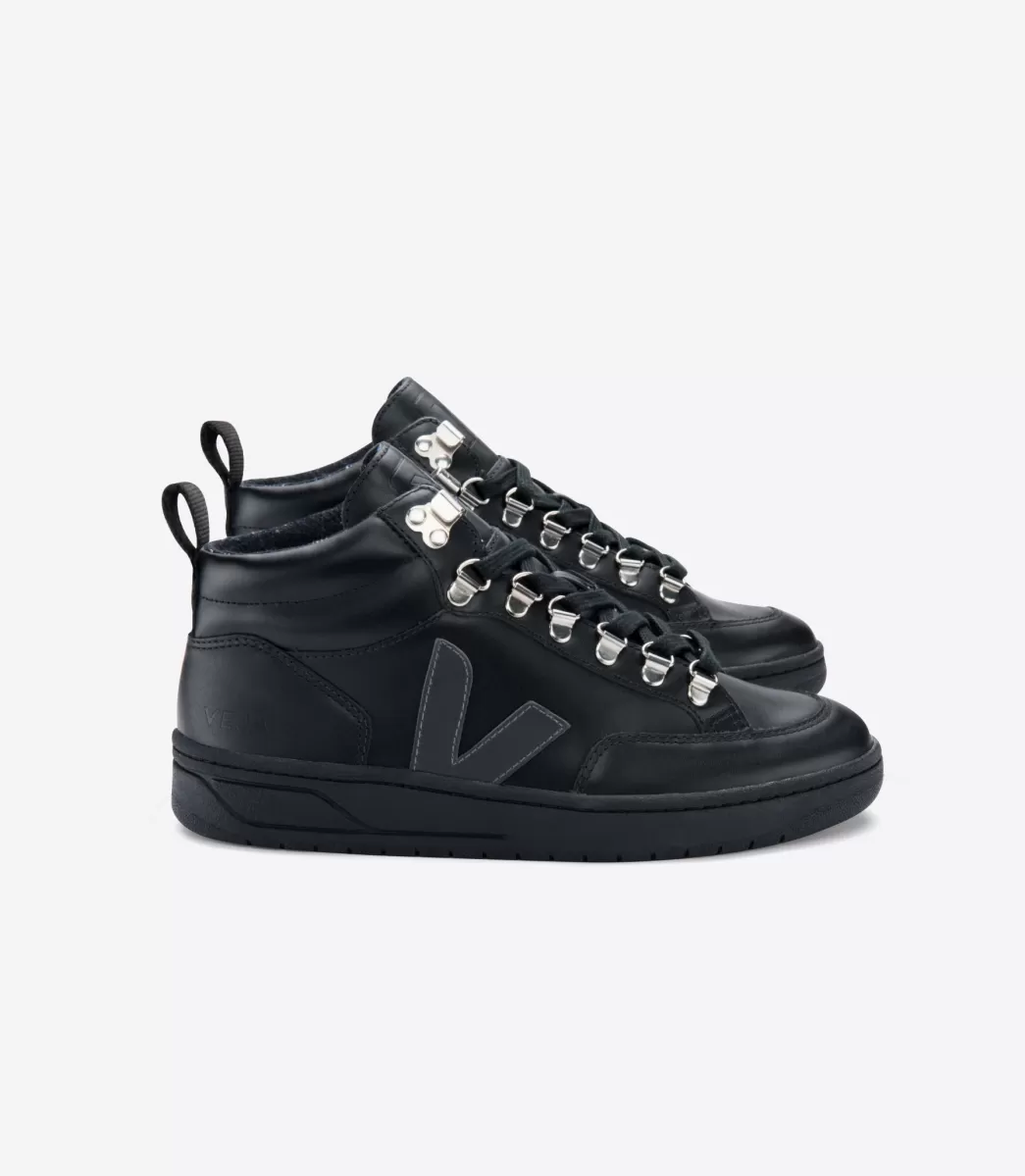 VEJA Adultes<RORAIMA LEATHER BLACK GRAFITE BLACK SOLE
